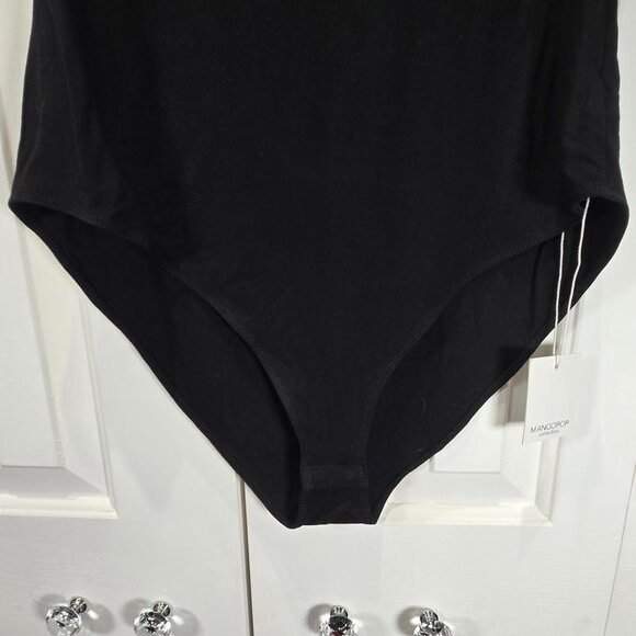 NWT Black Sleeveless Halter Bodysuit – Size Large - Picture 3 of 5